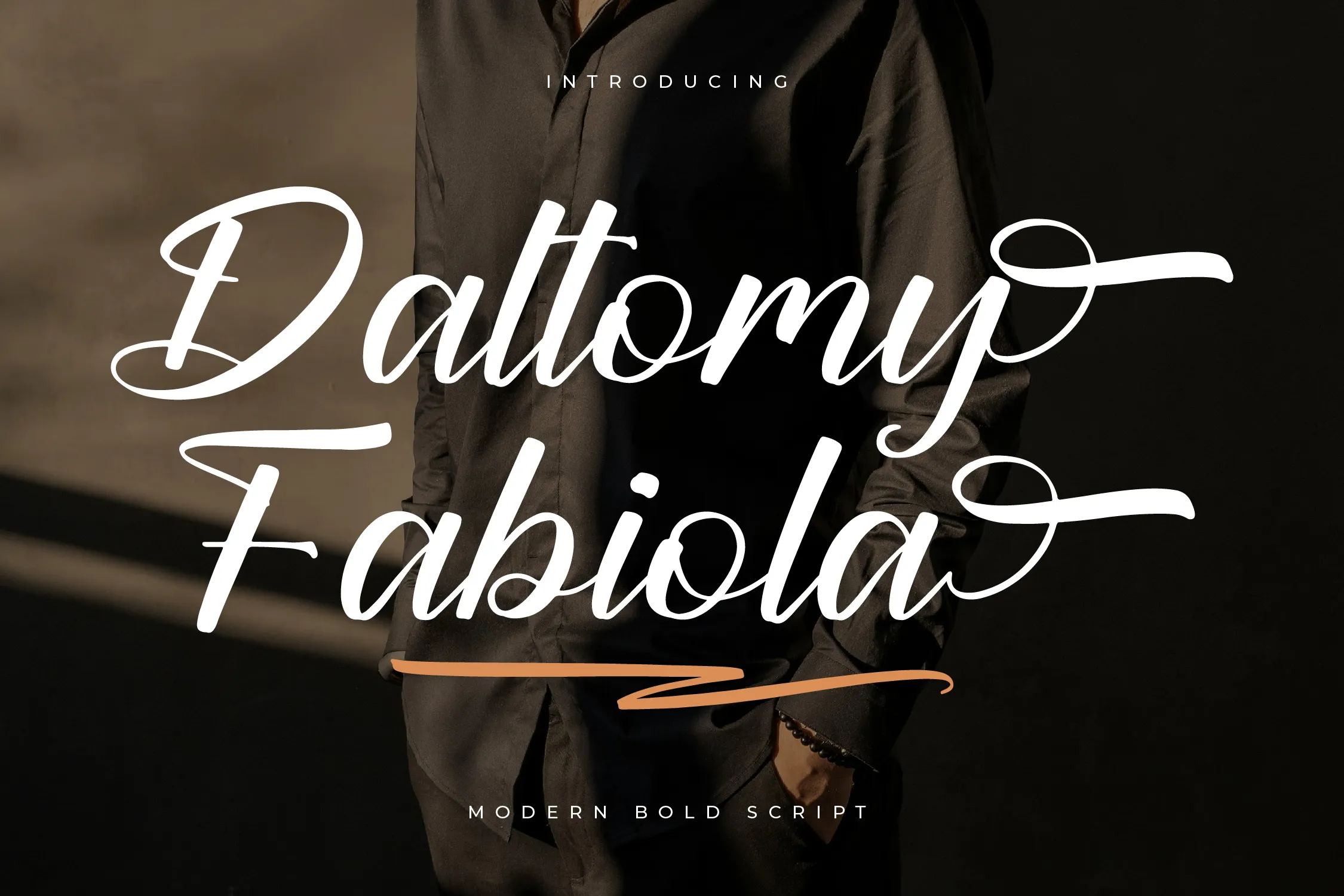 Daltomy Fabiola - Modern Bold Script Font | Letterena Studios